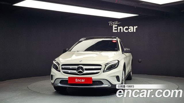 Mercedes-Benz GLA-Class GLA200 d