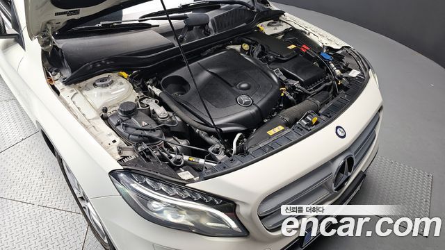 Mercedes-Benz GLA-Class GLA200 d