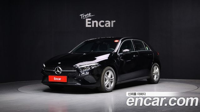 Mercedes-Benz A-Class A220 Hatchback