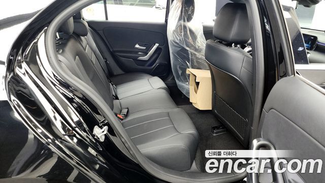Mercedes-Benz A-Class A220 Hatchback