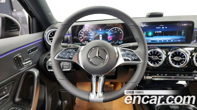 Mercedes-Benz A-Class A220 Hatchback