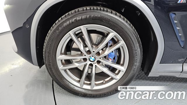 BMW X4 xDrive20i M Sports X Onlile Exclusive Edition
