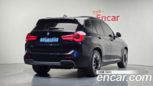 BMW iX3 M Sports