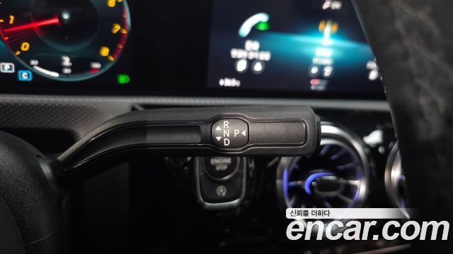 Mercedes-Benz CLA-Class CLA250 4MATIC
