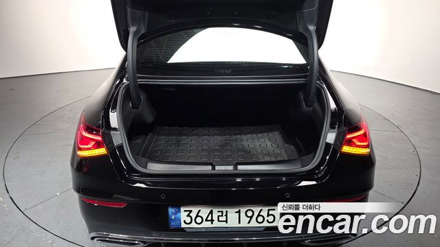 Mercedes-Benz CLA-Class CLA250 4MATIC