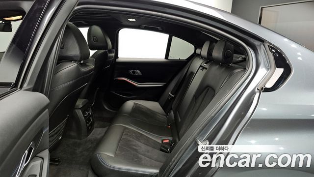 BMW 3-Series 320i M Sport