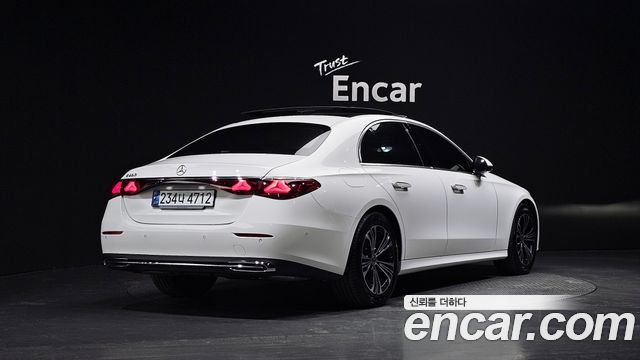Mercedes-Benz E-Class E200 Avantgarde