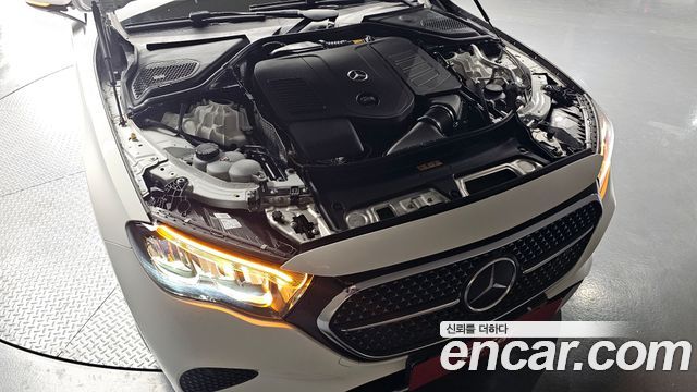 Mercedes-Benz E-Class E200 Avantgarde
