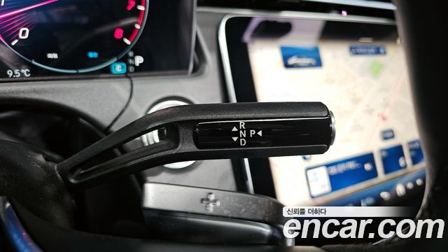 Mercedes-Benz E-Class E200 Avantgarde