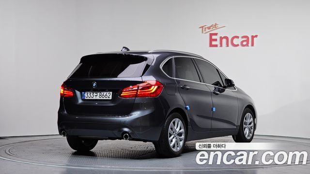 BMW 2-Series Advantage