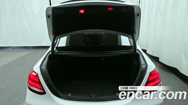 Mercedes-Benz E-Class E250 Avantgarde