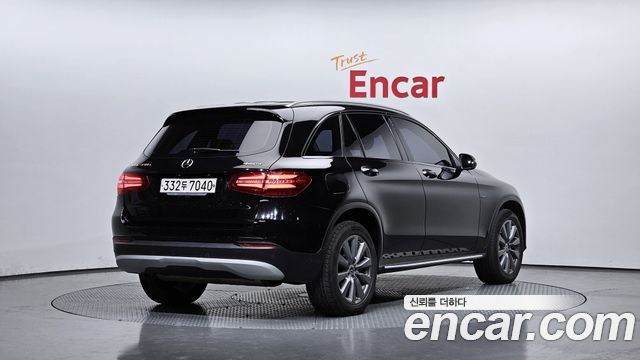 Mercedes-Benz GLC-Class GLC350e 4MATIC