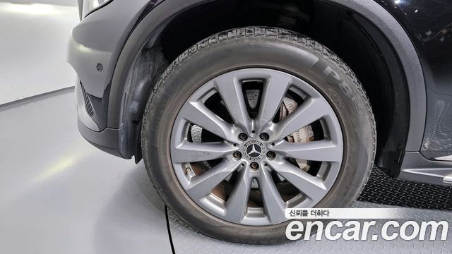 Mercedes-Benz GLC-Class GLC350e 4MATIC