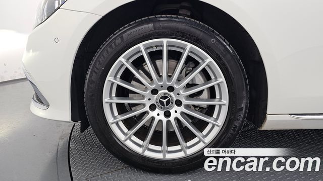 Mercedes-Benz E-Class E250 Exclusive