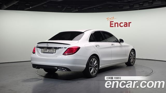 Mercedes-Benz C-Class C200 Avantgarde