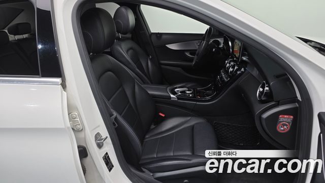 Mercedes-Benz C-Class C200 Avantgarde
