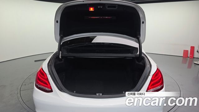 Mercedes-Benz C-Class C200 Avantgarde