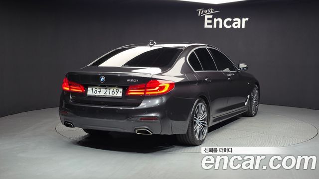 BMW 5-Series 530i M Sport Package Plus