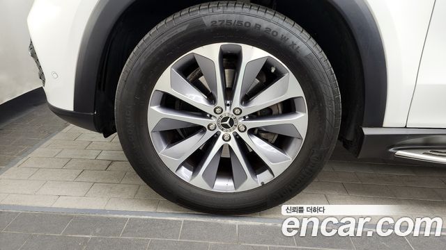 Mercedes-Benz GLE-Class GLE300d 4MATIC