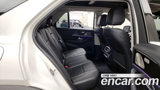 Mercedes-Benz GLE-Class GLE300d 4MATIC