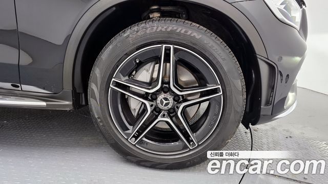 Mercedes-Benz GLC-Class GLC300 4MATIC