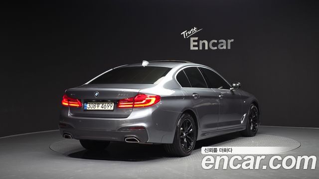 BMW 5-Series 520d xDrive M Sport Package Plus