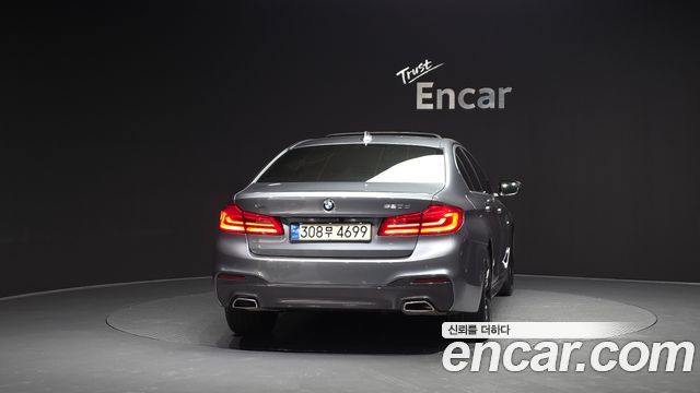 BMW 5-Series 520d xDrive M Sport Package Plus