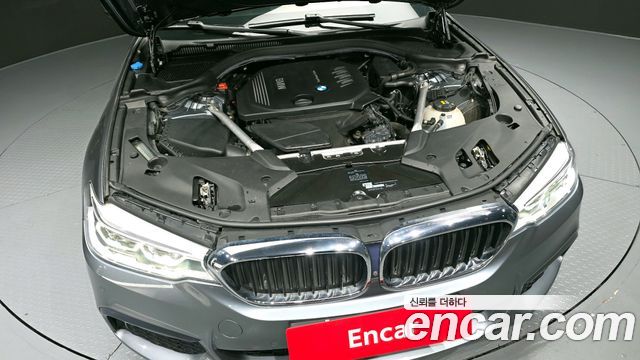 BMW 5-Series 520d xDrive M Sport Package Plus