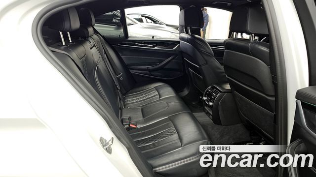 BMW 5-Series 520d M Sport Package Plus