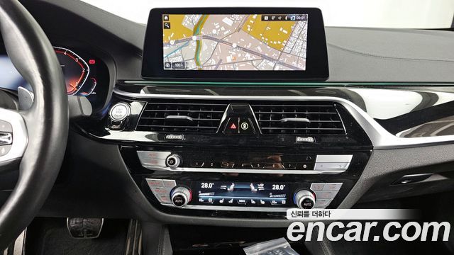 BMW 5-Series 520d M Sport Package Plus