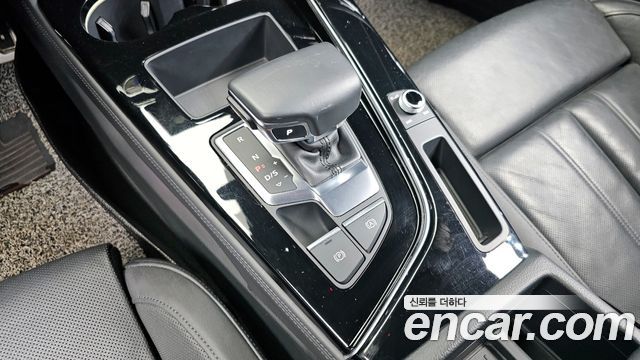 Audi A4 45 TFSI Quattro Premium
