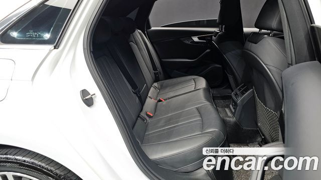 Audi A4 45 TFSI Quattro Premium
