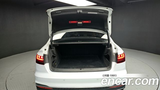 Audi A4 45 TFSI Quattro Premium