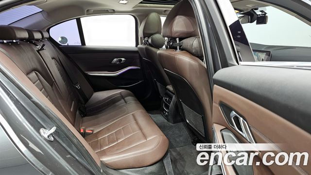 BMW 3-Series 320d Luxury