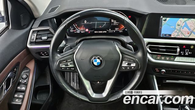 BMW 3-Series 320d Luxury
