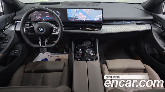 BMW 5-Series 523d M Sport