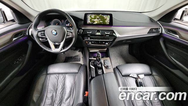 BMW 5-Series 530i xDrive Luxury Plus