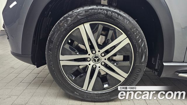 Mercedes-Benz GLE-Class GLE300d 4MATIC