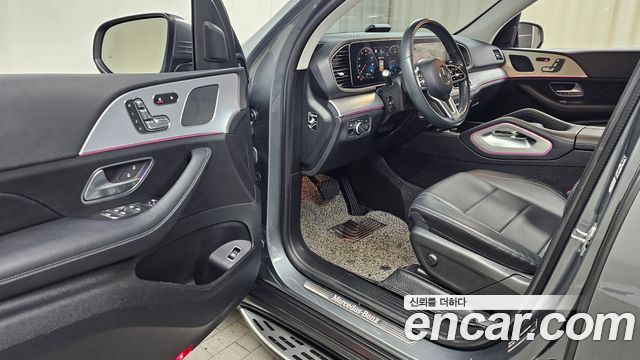 Mercedes-Benz GLE-Class GLE300d 4MATIC