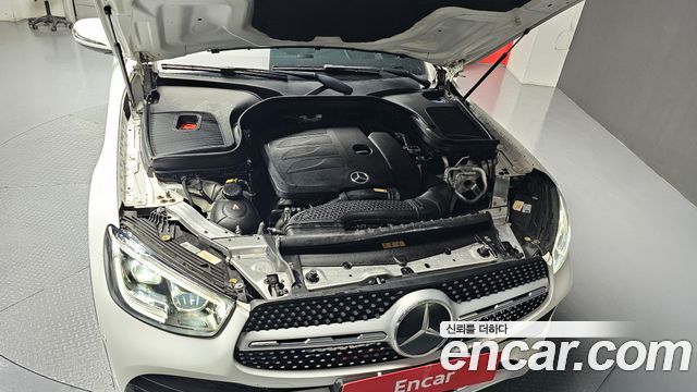Mercedes-Benz GLC-Class GLC300 4MATIC Premium Coupe