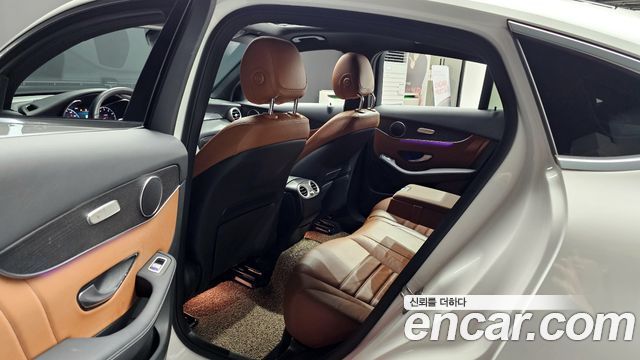 Mercedes-Benz GLC-Class GLC300 4MATIC Premium Coupe