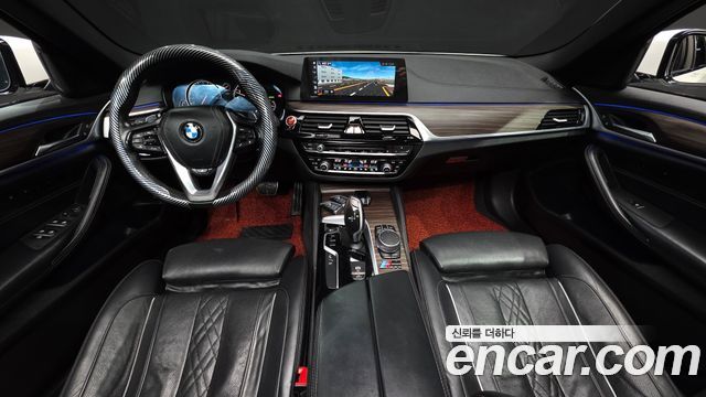 BMW 5-Series 530i M Sport Package Plus