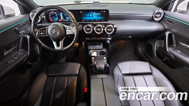 Mercedes-Benz A-Class A220 Hatchback