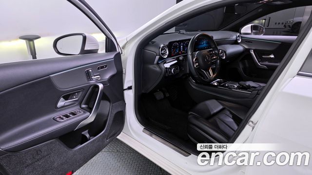 Mercedes-Benz A-Class A220 Hatchback