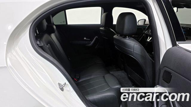 Mercedes-Benz A-Class A220 Hatchback