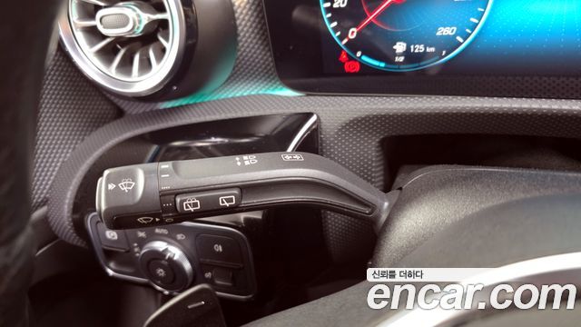 Mercedes-Benz A-Class A220 Hatchback