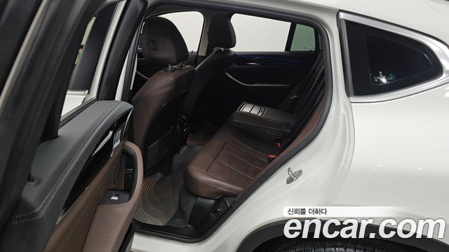 BMW X4 xDrive20i xLine
