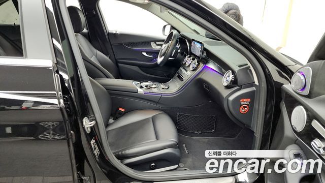 Mercedes-Benz C-Class C200