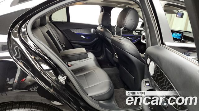 Mercedes-Benz C-Class C200