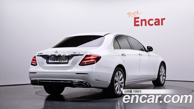 Mercedes-Benz E-Class E220d Exclusive